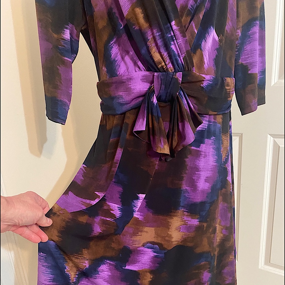 Avenue jewel-toned, brush-stroke colors, size 18/20